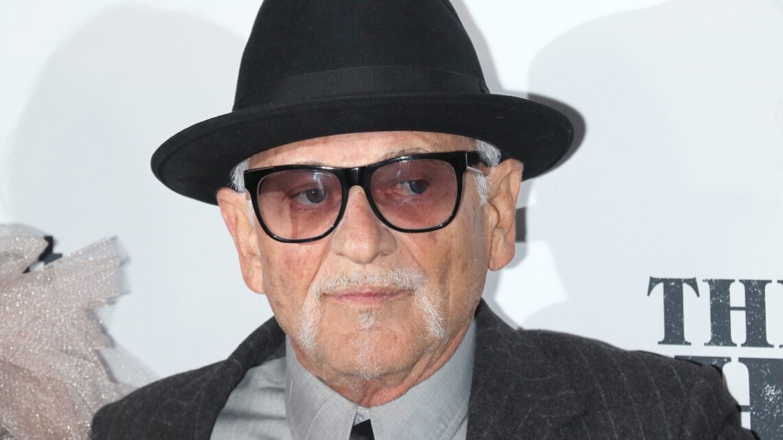 Joe Pesci Biography: Movies, Age, Net Worth, Awards, Wife, Family, Daughter, Height, Wikipedia, Home Alone, Partner