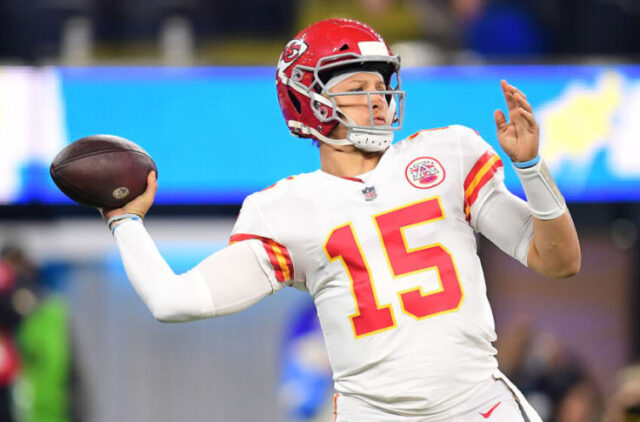 Patrick Mahomes II Biography, Net Worth, Parents, Age, Height, Stats, Baby, Wife, Contracts, Wikipedia, Family, Instagram, Girlfriend