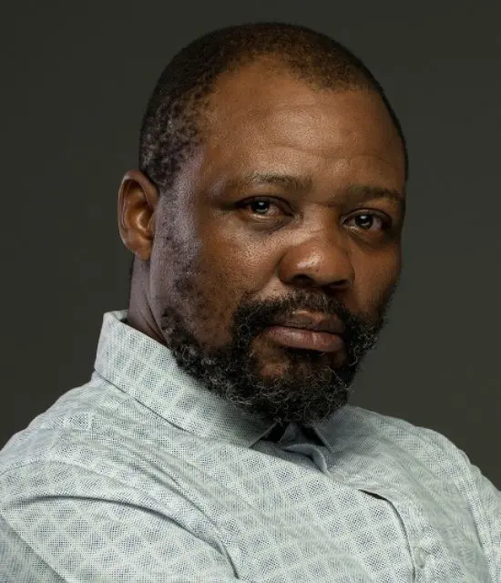 Sam Medupe Biography: Age, Net Worth, Movies, Girlfriend, Pictures, Wikipedia, Wife, Family