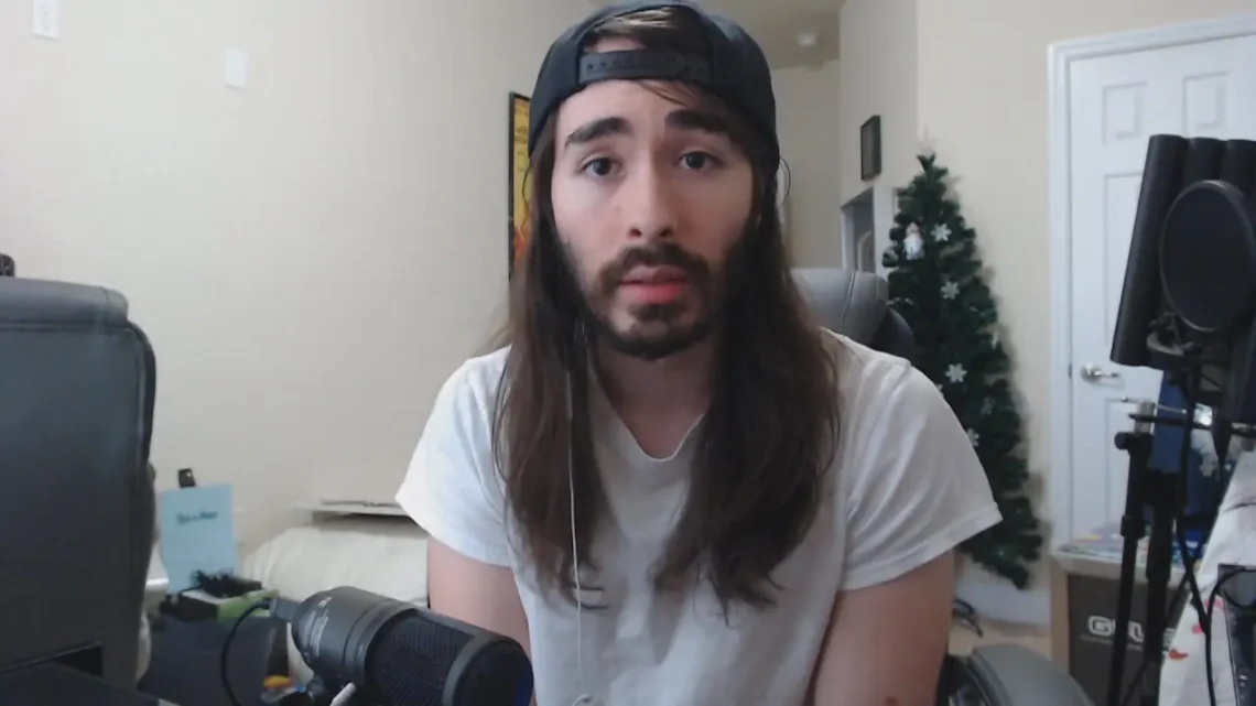 Cr1TiKaL (Penguinz0) Biography: Height, Age, Net Worth, Girlfriend, Real Name, Wikipedia, YouTube, Videos, Twitter Cr1TiKaL (Penguinz0) Biography: Height, Age, Net Worth, Girlfriend, Real Name, Wikipedia, YouTube, Videos, Twitter