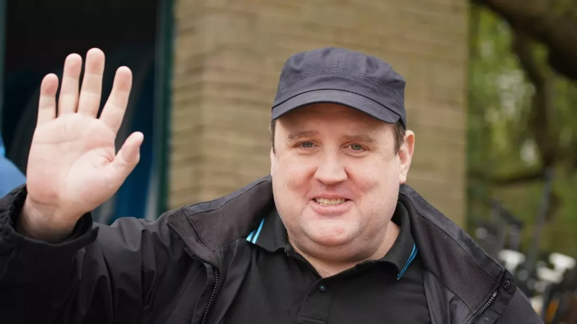 Peter Kay Biography: Illness, Net Worth, Health, Age, Wife, Children, Weight Loss, TV Shows, Cancer, Height, Disease, Brain Tumor Peter Kay Biography: Illness, Net Worth, Health, Age, Wife, Children, Weight Loss, TV Shows, Cancer, Height, Disease, Brain Tumor