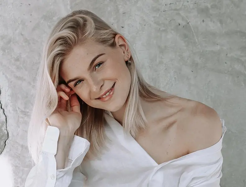 Femke Meines Biography: Instagram, Age, TikTok, Net Worth, Songs, YouTube, Lyrics, Boyfriend, Series, Wikipedia