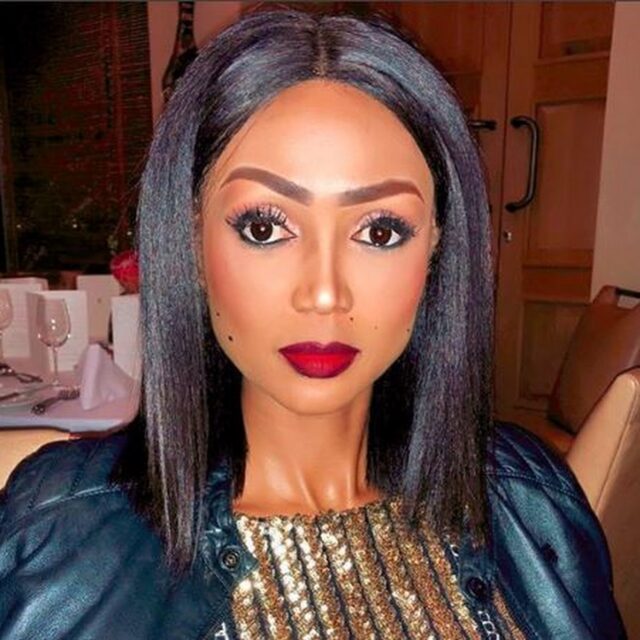 Babalwa Mneno Bio, Husband, Age, Net Worth, Baby Daddy, Child, Wedding Photos, Instagram, Boyfriend, House