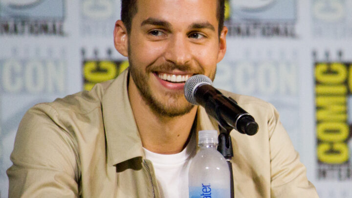 Chris Wood Biography: Wife, Age, Net Worth, Movies & TV Shows, Wikipedia, Height, Melissa Benoist, Child, Girlfriend