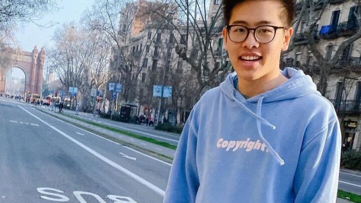 Elliot Choy Biography: Net Worth, Age, University, Girlfriend, Height, Website, Parents, LinkedIn, Merch, Twitter, Wiki, Instagram