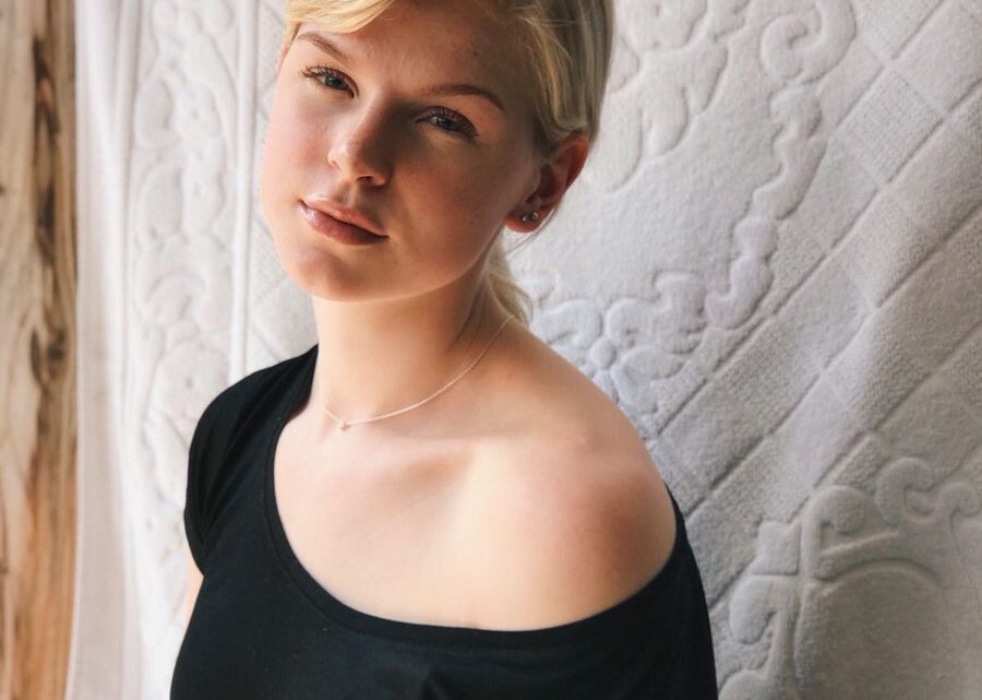 Femke Meines Biography: Instagram, Age, TikTok, Net Worth, Songs, YouTube, Lyrics, Boyfriend, Series, Wikipedia Femke Meines Biography: Instagram, Age, TikTok, Net Worth, Songs, YouTube, Lyrics, Boyfriend, Series, Wikipedia