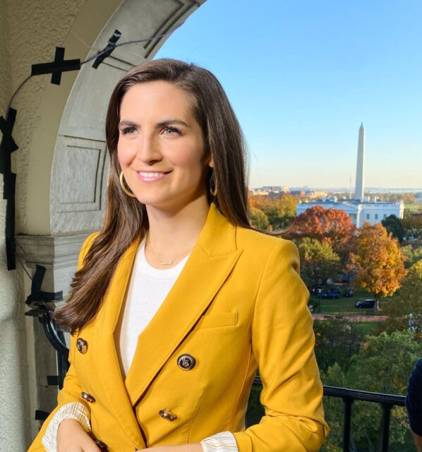 Kaitlan Collins Biography, Salary, Age, Married Husband Nationality, Net Worth, Measurements, Engagement Ring, Parents, Wardrobe, CNN, Boyfriend, Wiki