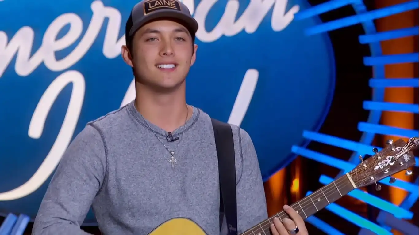 Laine Hardy Photo