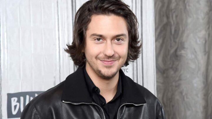 Nat Wolff Biography: Instagram, Net Worth, Songs, Age, Movies, Girlfriend, Brother Alex, Wikipedia, TV Shows
