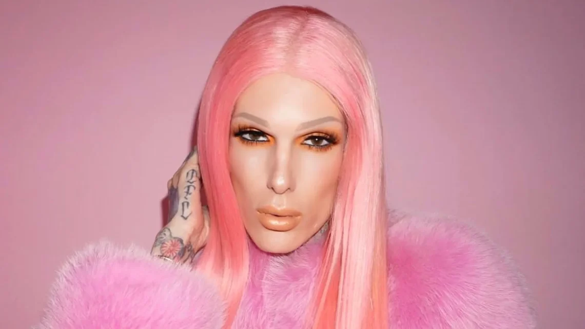 Jeffree Star Biography: Net Worth, Age, House, YouTube, Cars, Cosmetics, Palettes Instagram, Dating Boyfriend, Twitter, Wiki Jeffree Star Biography: Net Worth, Age, House, YouTube, Cars, Cosmetics, Palettes Instagram, Dating Boyfriend, Twitter, Wiki