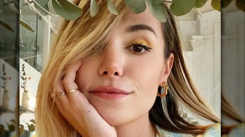 PewDiePie’s wife Marzia Kjellberg Biography: Age, Husband, Boyfriend, Net Worth, Height, Tattoos, Birthday, YouTube, Wedding Dress, Fashion, Twitter