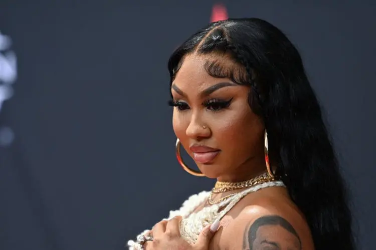 Ariana ‘Ari’ Fletcher Biography: Age, Net Worth, Instagram, Height, Boyfriends, Brother, Wikipedia, No Makeup, Mom, Child, Husband