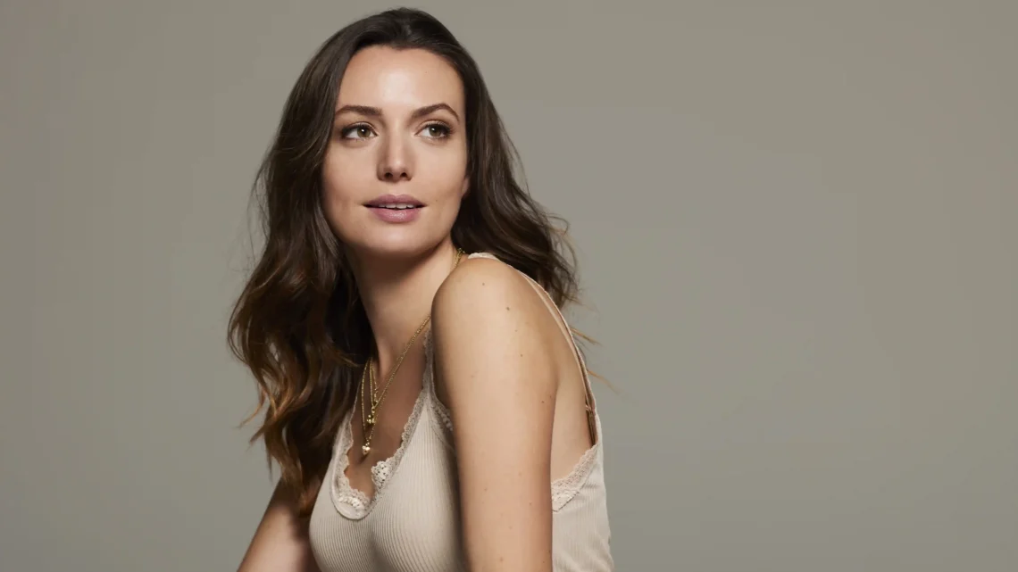 Gaite Jansen Biography: Net Worth, Wikipedia, Series, Boyfriend, Age, Podcast, Friend, Pronunciation, Relationship, Height Gaite Jansen Biography: Net Worth, Wikipedia, Series, Boyfriend, Age, Podcast, Friend, Pronunciation, Relationship, Height
