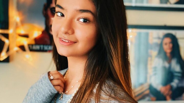 Anushka Sen Biography: Boyfriend, Age, Movies, TV Shows, Net Worth, Phone Number, Cast, Photo, Best Friend, Songs, Birthday, Instagram, Facebook, Wiki
