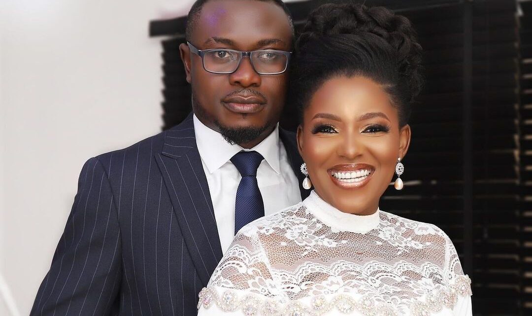 Biola Adebayo Biography: Husband, Age, Father, Net Worth, First Marriage, Wedding, Child, From Which State, Wikipedia, Pictures, Teeth, Siblings
