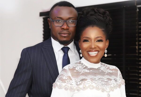 Biola Adebayo Bio, Husband, Age, Father, Net Worth, First Marriage, Wedding, Child, From Which State, Wikipedia, Pictures, Teeth, Siblings