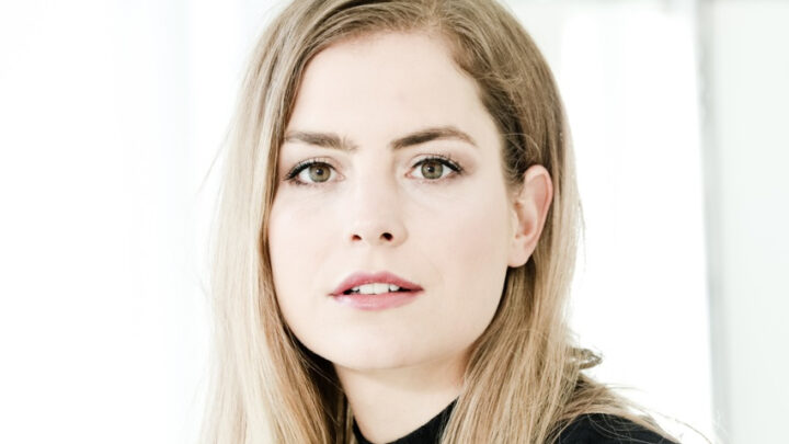 Hannah Hoekstra Biography: Husband, Height, Net Worth, Age, Partner, Boyfriend, IMDb, Aloy, Fury, Wiki, Measurements, Vriend, Relatie, Horizon, How to Sell Drugs Online (Fast)
