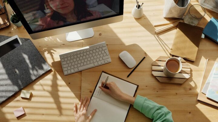 How to Write a Famous Person Essay