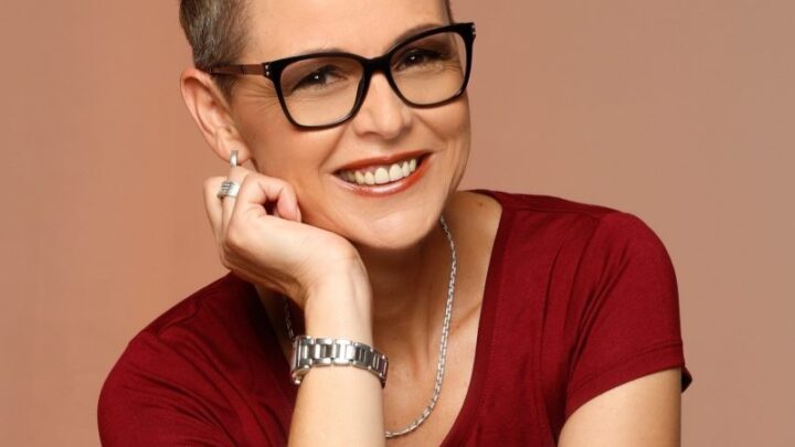 Jennifer Zamudio Biography: Spouse, Net Worth, Wedding Pictures, Age, Songs Lyrics, Partner, Wikipedia, Albums