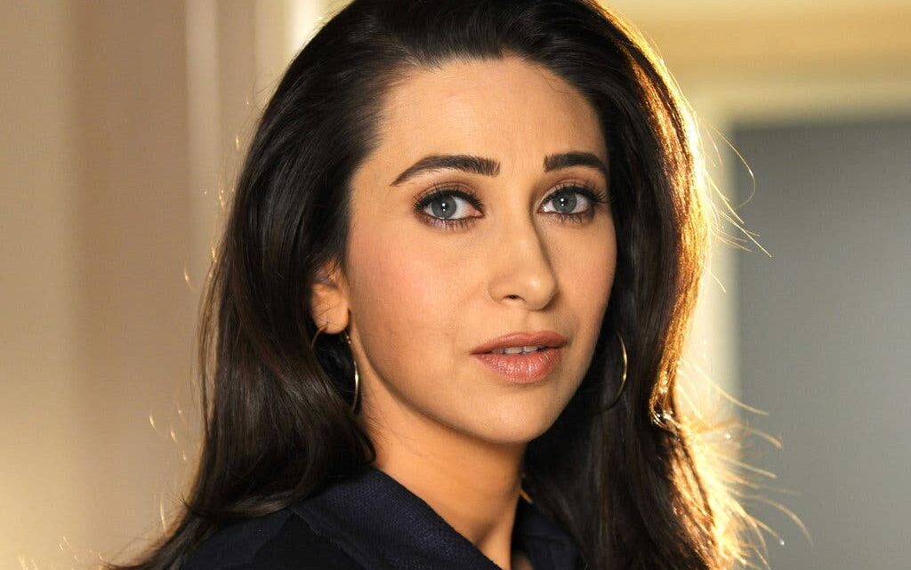 Karisma Kapoor Biography: Husband, Movies, Daughter, Age, Net Worth, Children, Sisters, Parents, Father, Family, Wikipedia, Instagram