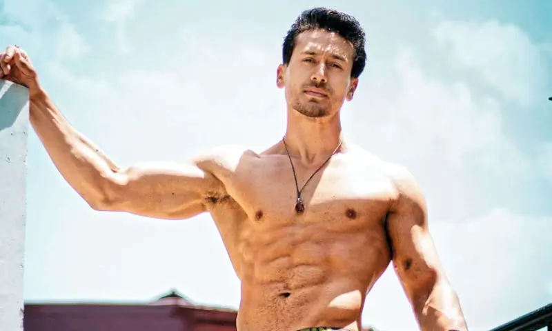 Tiger Shroff Biography: Movies, Wife, Age, Height, Net Worth, Family, Girlfriends, Father, Sister, Mother, Songs, Wikipedia, Photos Tiger Shroff Biography: Movies, Wife, Age, Height, Net Worth, Family, Girlfriends, Father, Sister, Mother, Songs, Wikipedia, Photos
