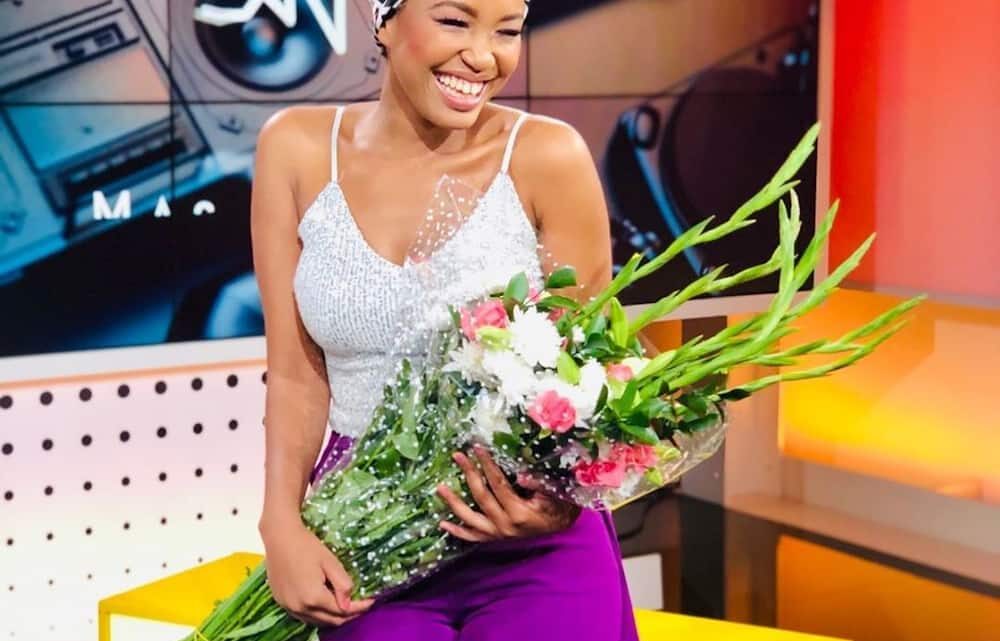 Berita (Gugulethu Khumalo) Biography: Age, Husband, Songs, Net Worth, Albums, Boyfriend, Parents, Instagram, Wikipedia, Photos Berita (Gugulethu Khumalo) Biography: Age, Husband, Songs, Net Worth, Albums, Boyfriend, Parents, Instagram, Wikipedia, Photos