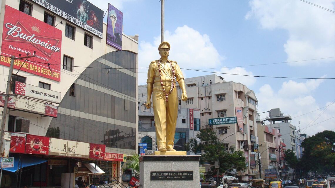 Chadalavada Umesh Chandra IPS Biography: Age, Net Worth, Cause Of Death, Wife, Son, College, Wikipedia, Story, Advocate, Statue, vs YSR, Photos Chadalavada Umesh Chandra IPS Biography: Age, Net Worth, Cause Of Death, Wife, Son, College, Wikipedia, Story, Advocate, Statue, vs YSR, Photos