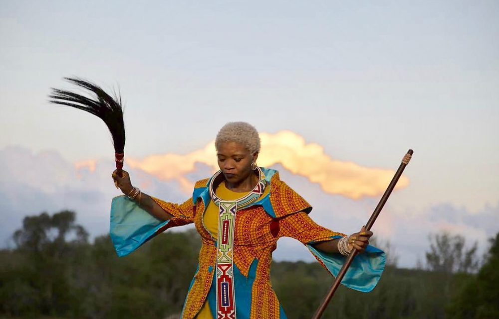 Gogo Dineo Biography: Net Worth, Pictures, Age, Videos, Husband, Consultation Fee, Dream Interpretation, Divorce, Instagram, YouTube, Wikipedia Gogo Dineo Biography: Net Worth, Pictures, Age, Videos, Husband, Consultation Fee, Dream Interpretation, Divorce, Instagram, YouTube, Wikipedia
