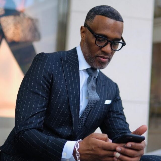 Kevin Samuels Biography, Wife, Daughter, Age, Height, Net Worth, Wikipedia, YouTube, Birthday, Photos, Young, Girlfriend, Instagram