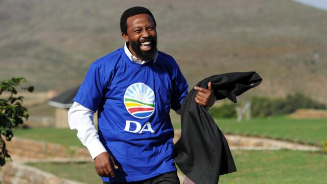 King Buyelekhaya Dalindyebo Bio, Net Worth, Education, Wife, Age, House, Salary, Brothers, Wikipedia, News, Videos, Cars, DNA Result, Family Tree