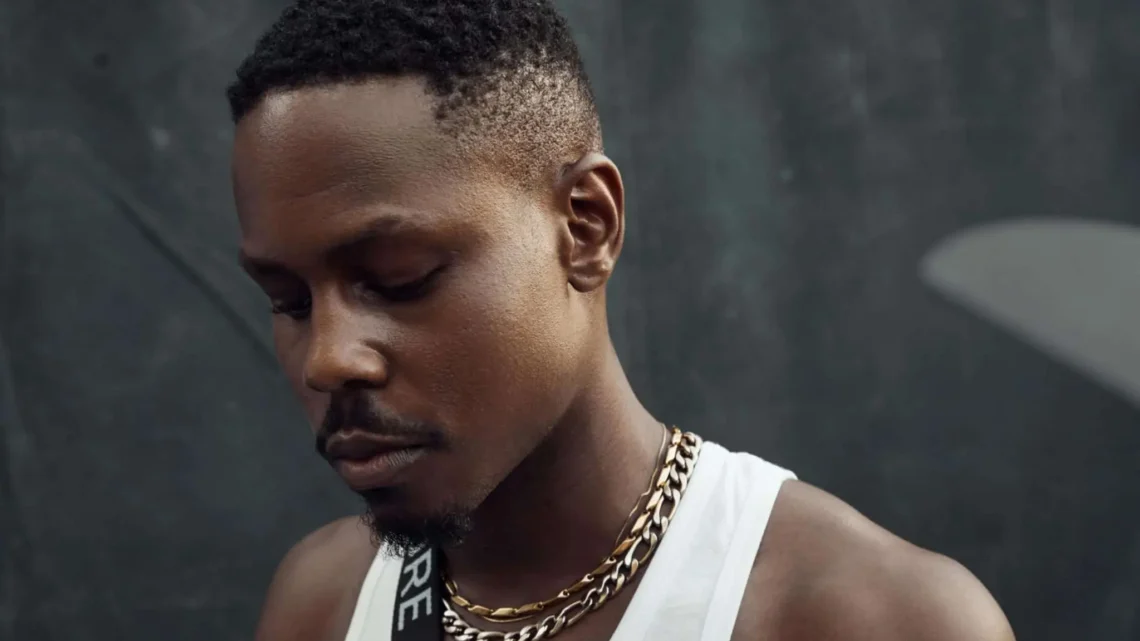 Ladipoe Biography: Age, Net Worth, Songs, EP Albums, Wife, Girlfriend, Wikipedia, Lyrics, Record Label, Instagram, Child Ladipoe Biography: Age, Net Worth, Songs, EP Albums, Wife, Girlfriend, Wikipedia, Lyrics, Record Label, Instagram, Child