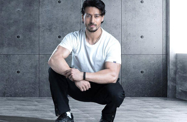 Tiger Shroff Biography: Movies, Wife, Age, Height, Net Worth, Family, Girlfriends, Father, Sister, Mother, Songs, Wikipedia, Photos