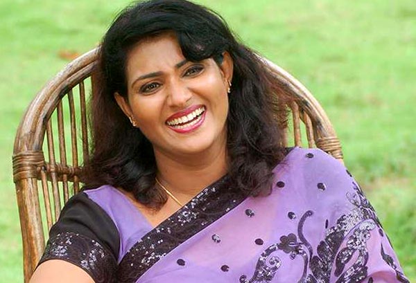 Vani Viswanath Biography, Husband, Instagram, Age, Net Worth, Daughter, Movies, Facebook, Wikipedia, Wedding Photos, Marriage Date