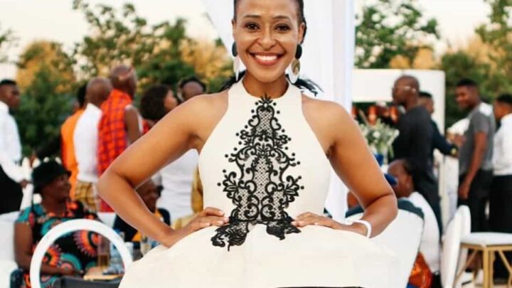 Zandile Msutwana Biography: Husband, Age, The Queen, Net Worth, Baby, Tattoo, Body, Partner, Illness, Wikipedia, Loyiso, Photos, Boyfriend