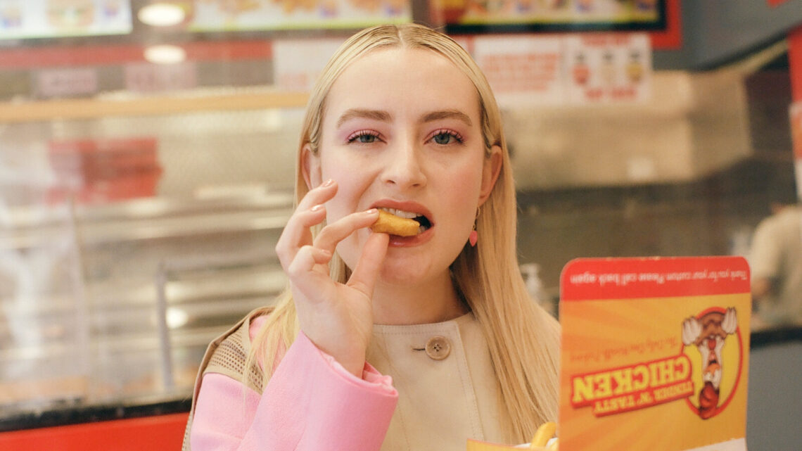 Amelia Dimoldenberg Biography: Age, Net Worth, Boyfriend Aitch, Son, Instagram, Interview, Drake, Ex-Partner, Height, Wikipedia Amelia Dimoldenberg Biography: Age, Net Worth, Boyfriend Aitch, Son, Instagram, Interview, Drake, Ex-Partner, Height, Wikipedia