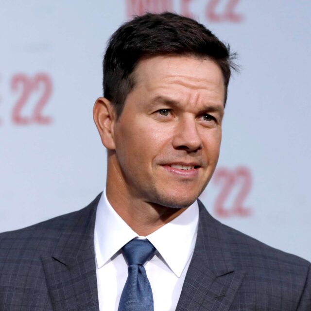 Mark Wahlberg Biography, Wife, Children, Age, Movies, Net Worth, Brother, Young, Siblings, Height, House, Mom, Wikipedia, Instagram