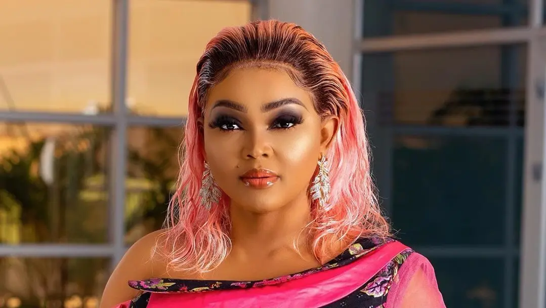Mercy Aigbe Biography: Daughter, Movies, Children, Net Worth, First & New Husband, Age, House, Wikipedia, Family, Pictures Mercy Aigbe Biography: Daughter, Movies, Children, Net Worth, First & New Husband, Age, House, Wikipedia, Family, Pictures