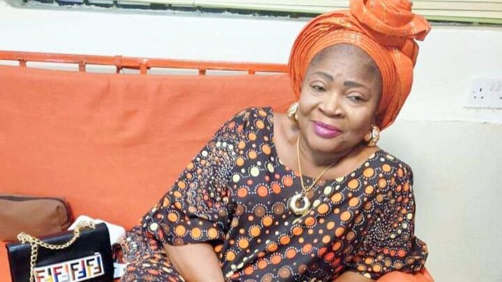 Salawa Abeni Biography: Age, Children, Songs, Husband, Net Worth, Son, Mixtape, Daughter, House, Wikipedia, Albums