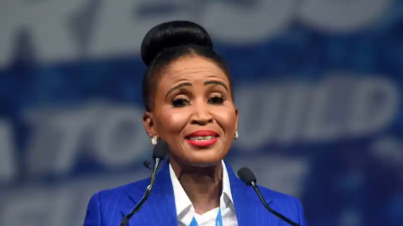 Mpho Phalatse Biography: Age, Husband, News, Contact Details, Spokesperson, Twitter, Children, Instagram, Parents, Date Of Birth, Wikipedia, Qualifications Mpho Phalatse Biography: Age, Husband, News, Contact Details, Spokesperson, Twitter, Children, Instagram, Parents, Date Of Birth, Wikipedia, Qualifications