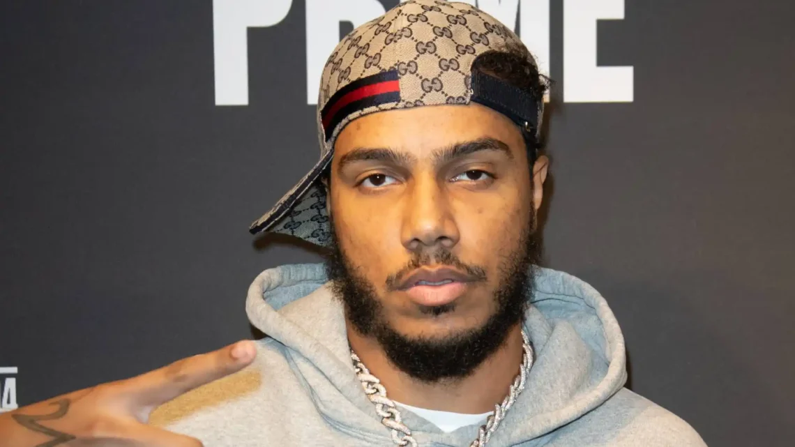 AJ Tracey Biography: Songs, Net Worth, Age, Height, Real Name, Parents, Mum, Girlfriend, Instagram, Tour Tickets, Lyrics, Wikipedia AJ Tracey Biography: Songs, Net Worth, Age, Height, Real Name, Parents, Mum, Girlfriend, Instagram, Tour Tickets, Lyrics, Wikipedia