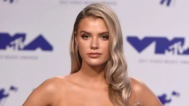 Alissa Violet Biography: Net Worth, Boyfriend, Songs, Age, Instagram, FaZe Banks, Jake Paul, Twitter, Height, Wikipedia, Photos Alissa Violet Biography: Net Worth, Boyfriend, Songs, Age, Instagram, FaZe Banks, Jake Paul, Twitter, Height, Wikipedia, Photos