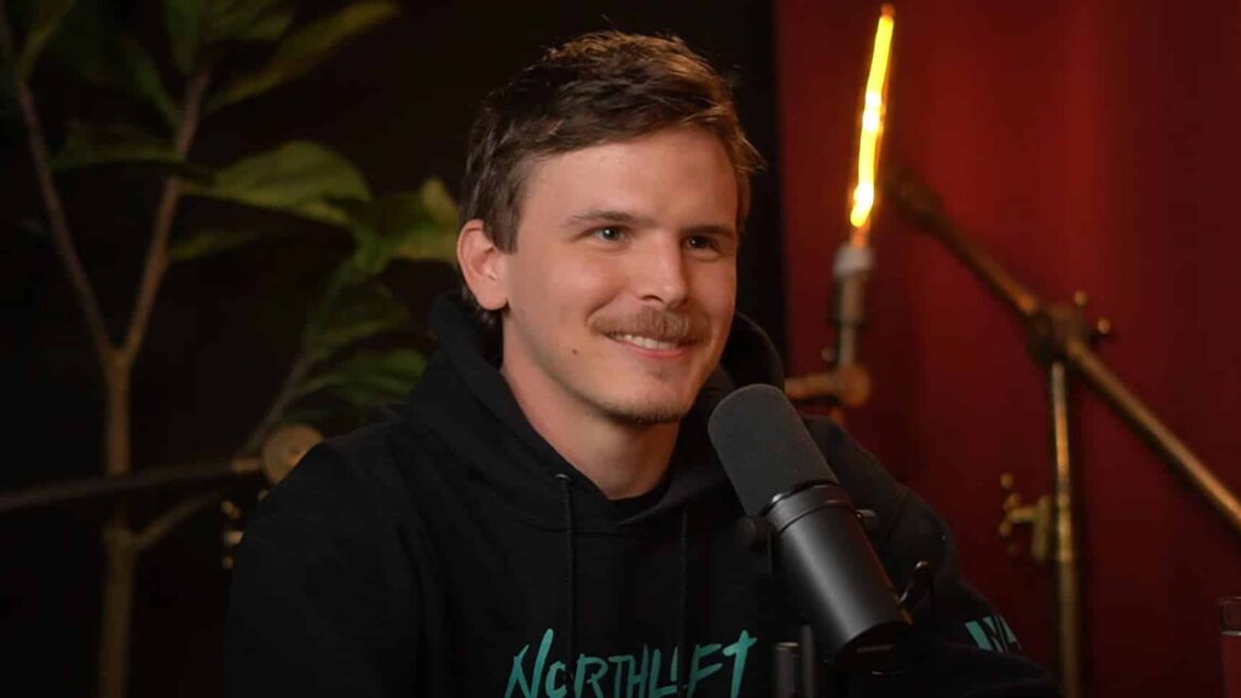iDubbbz Biography: Wife, Net Worth, Gaming, Age, Twitter, Height, Sam Hyde, Reddit, Girlfriend, Tattoo, Boxing, Wikipedia iDubbbz Biography: Wife, Net Worth, Gaming, Age, Twitter, Height, Sam Hyde, Reddit, Girlfriend, Tattoo, Boxing, Wikipedia