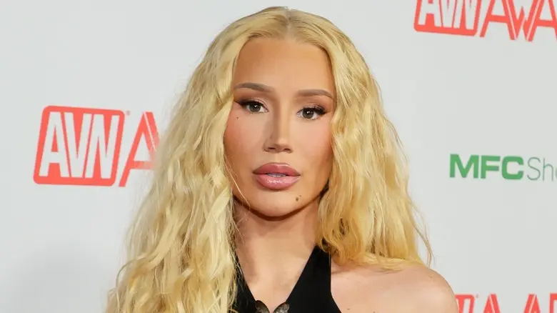 Iggy Azalea Biography: Net Worth, Boyfriend, Age, Songs, Husband, Albums, Instagram, Child, Twitter, Baby Daddy, Ethnicity, Black Widow, Wikipedia Iggy Azalea Biography: Net Worth, Boyfriend, Age, Songs, Husband, Albums, Instagram, Child, Twitter, Baby Daddy, Ethnicity, Black Widow, Wikipedia