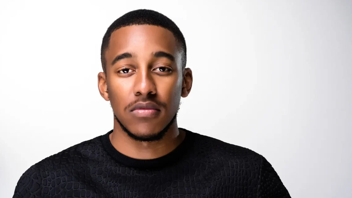 Tendaness Biography: Meaning, Songs, Age, Girlfriend, Net Worth, Wikipedia, Height, Wife, Instagram, Albums, Photo