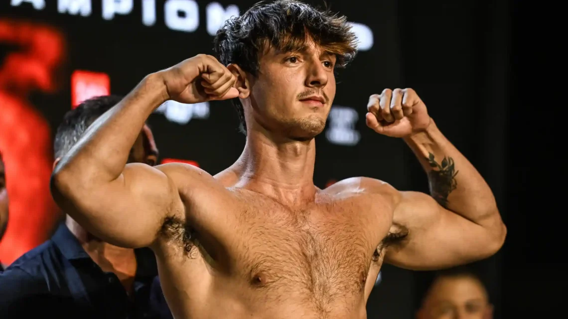 Bryce Hall Biography: Girlfriend, Age, Height, Net Worth, TikTok, Twitter, Jets, Football, Wikipedia, Photos, Addison Rae