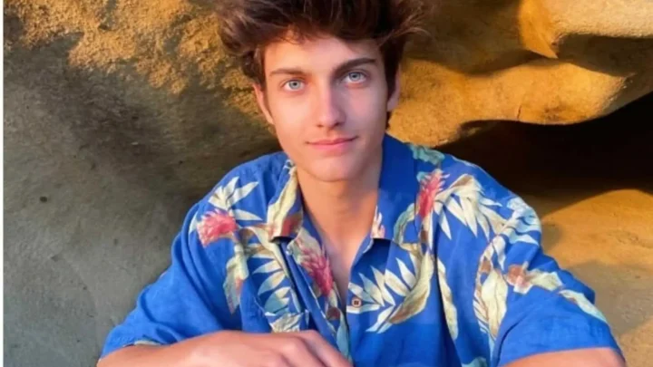 Dom Brack Biography: Girlfriend, Age, Height, Sister, Net Worth, Birthday, Instagram, YouTube, Zodiac Sign, Sofie Dossi, Hair, TikTok, Songs Dom Brack Biography: Girlfriend, Age, Height, Sister, Net Worth, Birthday, Instagram, YouTube, Zodiac Sign, Sofie Dossi, Hair, TikTok, Songs