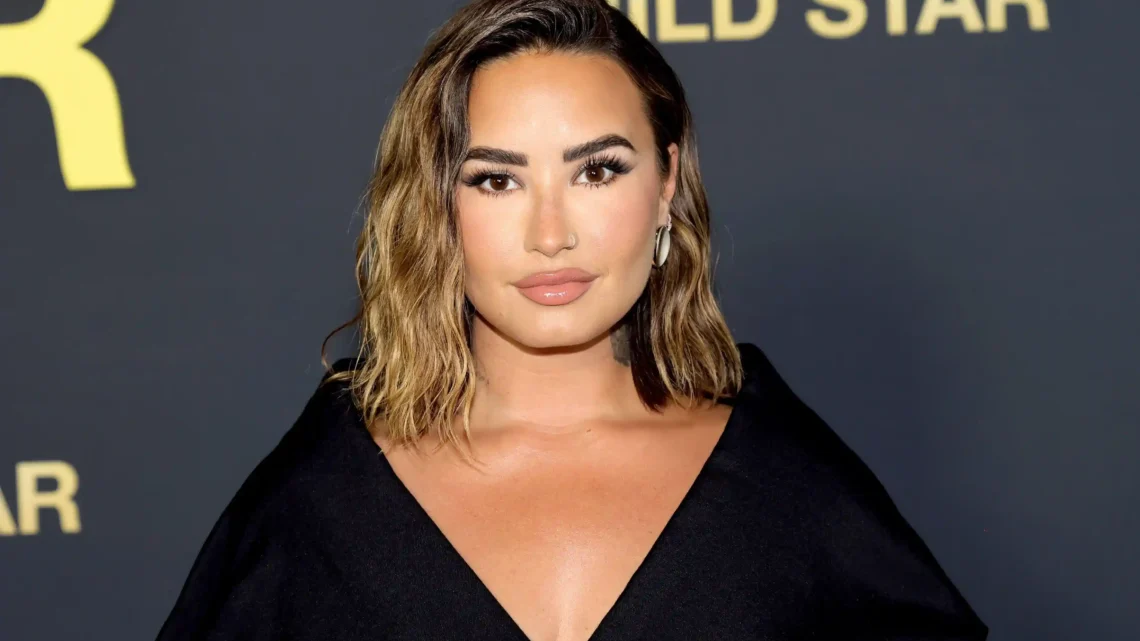 Demi Lovato Biography: Age, Songs, Net Worth, Partner, Albums, Husband, Lyrics, Sister, Pronouns, Movies, Documentary, Wikipedia, Heart Attack