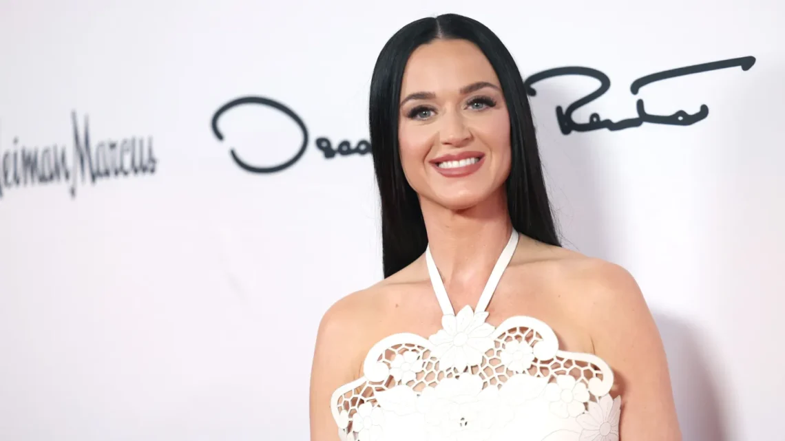 Katy Perry Biography: Husband, Child, Age, Net Worth, Height, Boyfriend, Songs, Albums, Tattoo, Instagram, YouTube, Daughter, Wikipedia, Firework