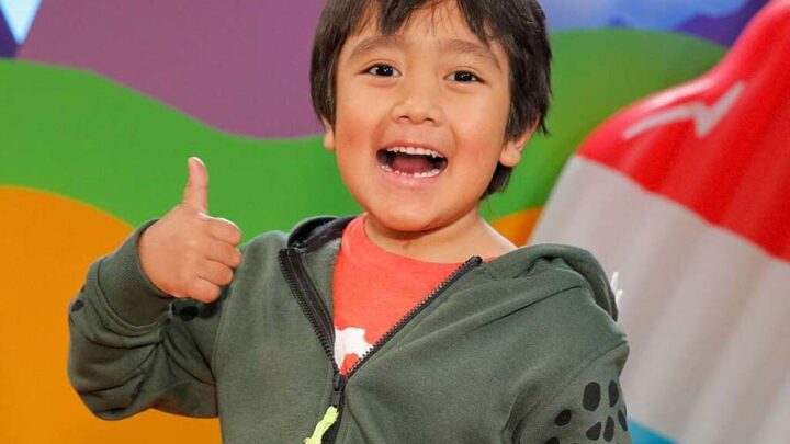 Ryan Kaji Biography: Girlfriend, Age, Net Worth, House, Family, Birthday, Nationality, Parents, YouTube, Mom, Wikipedia, Photos, Siblings