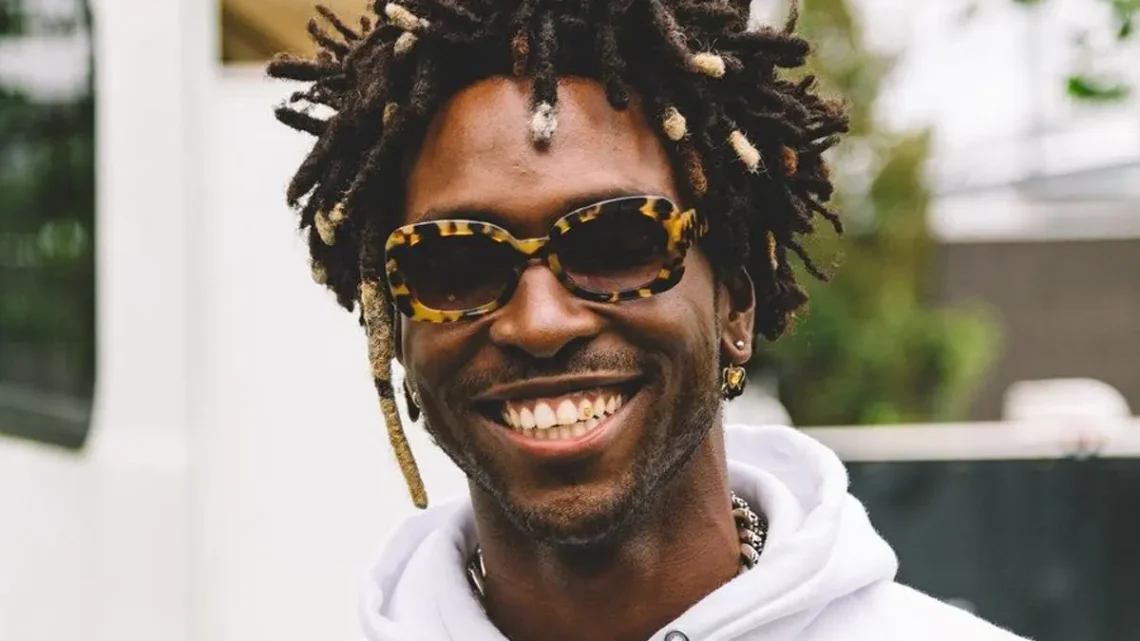 SAINt JHN Biography: Girlfriend, Net Worth, Age, Songs, Website, Height, Roses, Wikipedia, Wife, Albums, Tour, Lyrics, Merch, Collection One SAINt JHN Biography: Girlfriend, Net Worth, Age, Songs, Website, Height, Roses, Wikipedia, Wife, Albums, Tour, Lyrics, Merch, Collection One